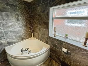 Bathroom - click for photo gallery